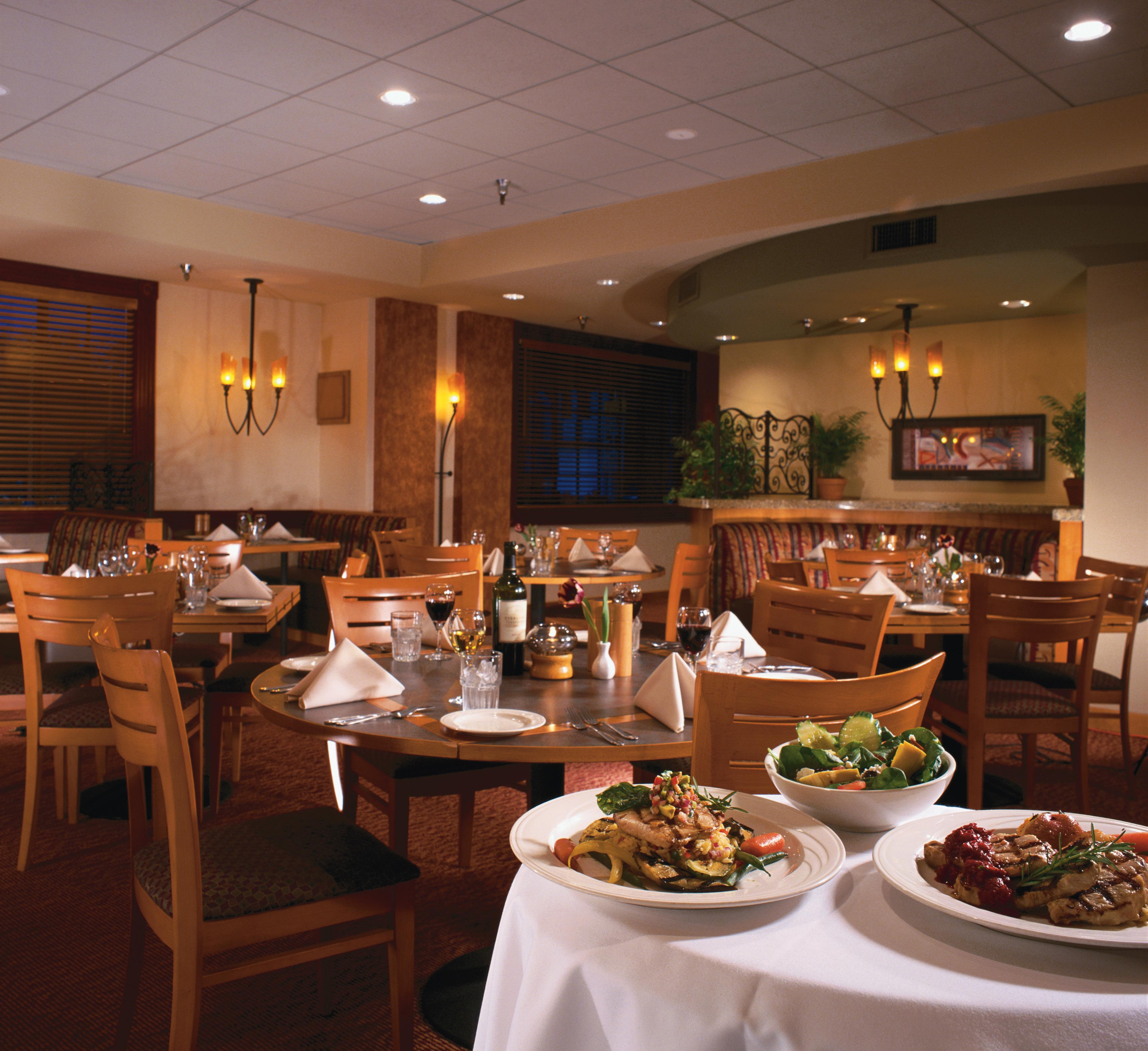 Coast Burbank Hotel Restaurant foto