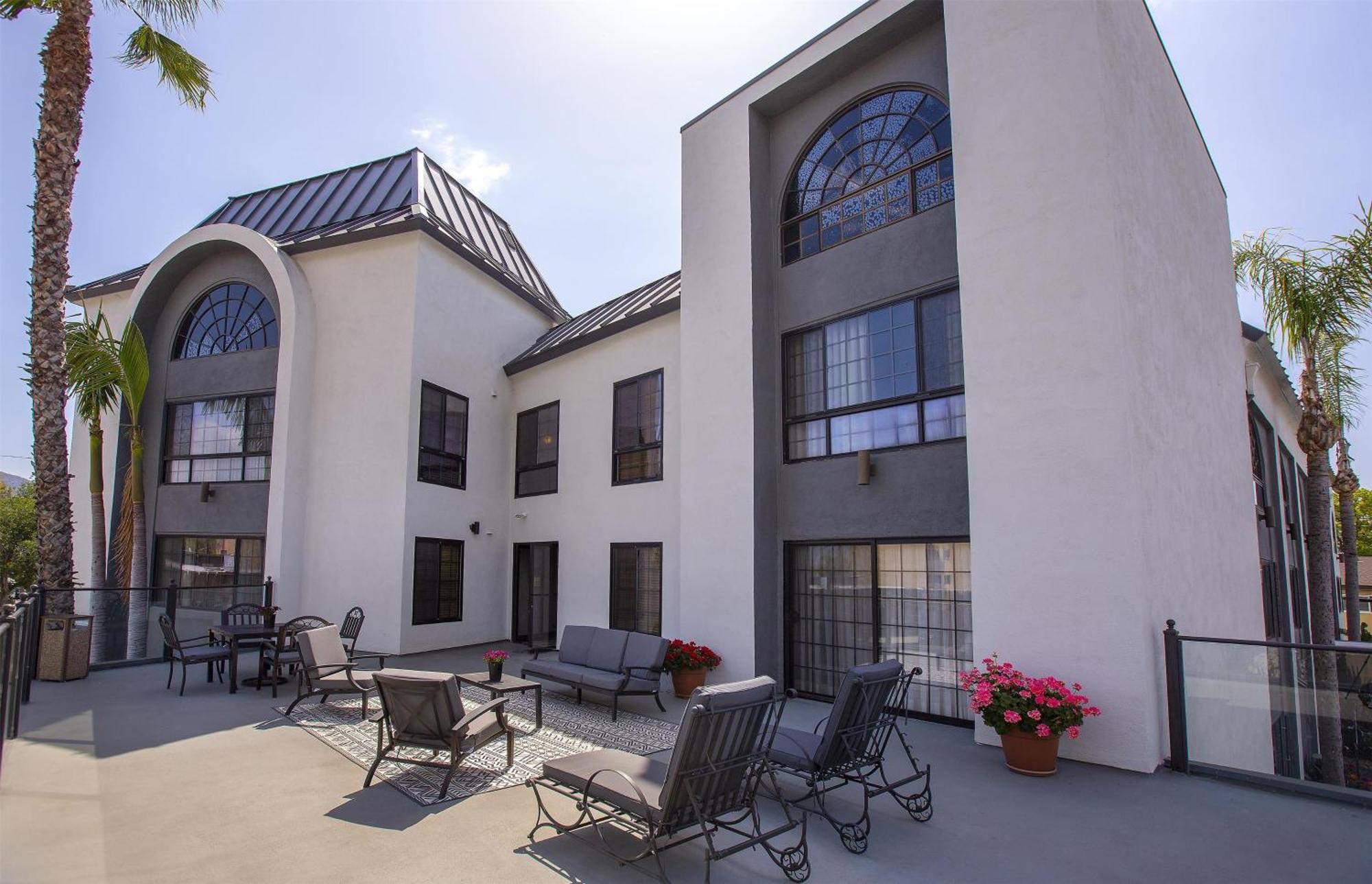 Coast Burbank Hotel Exterior foto